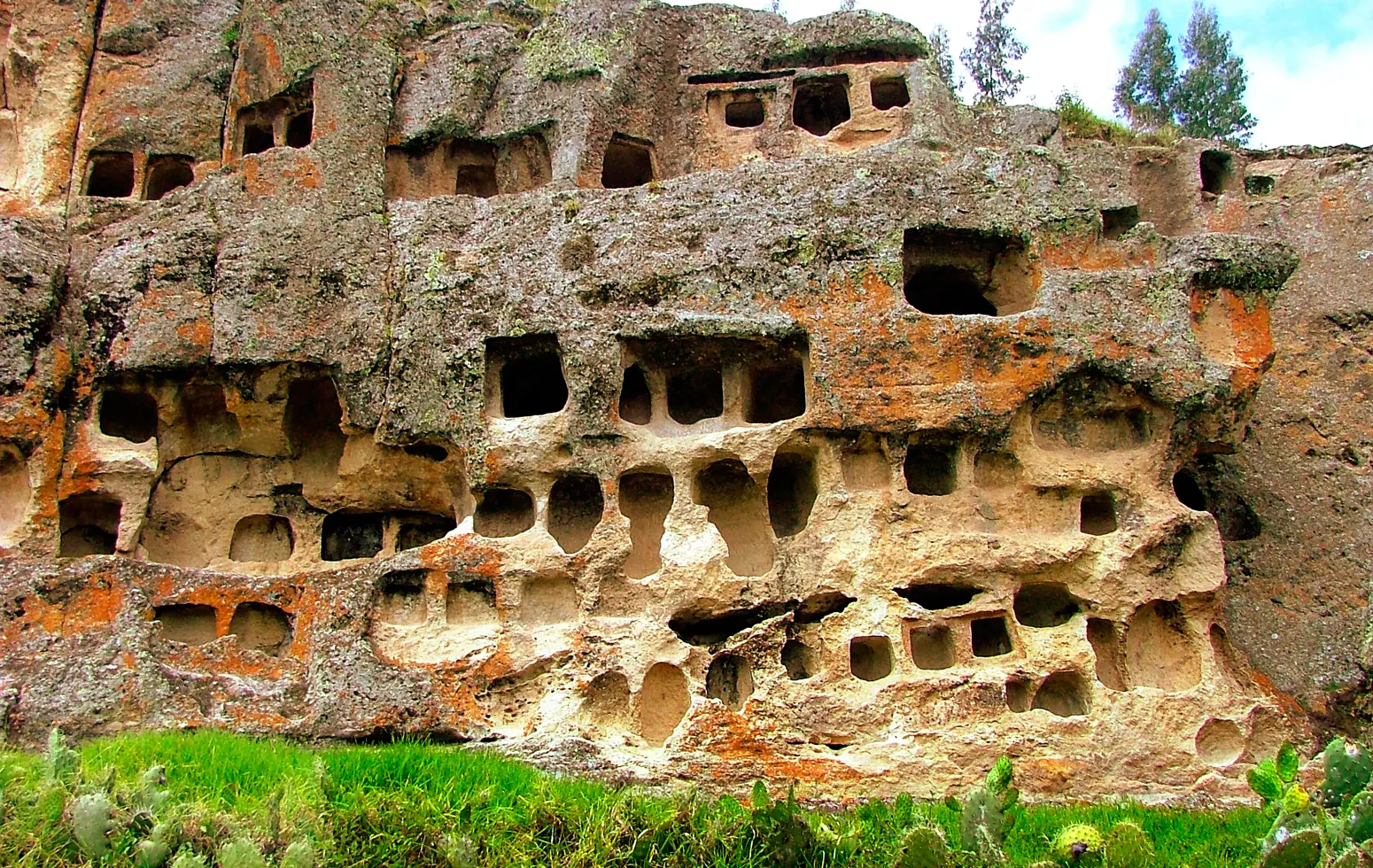 На фото: город Кахамарка в Перу