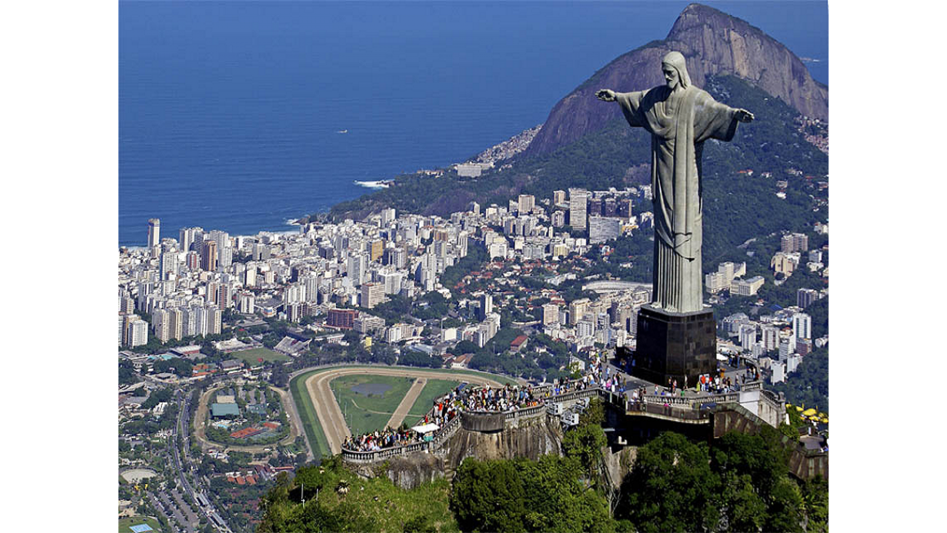 Как называется страна бразилия. Христос Искупитель Рио де Жанейро. Статуя Христа-Искупителя Бразилия. Бразилия Рио де Жанейро статуя Христа Спасителя. Статуя Иисуса в Рио де Жанейро.