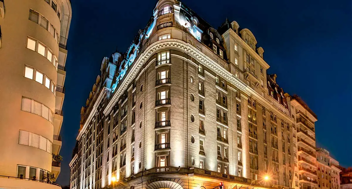 Отель Alvear Palace в Буэнос-Айресе - экстерьер