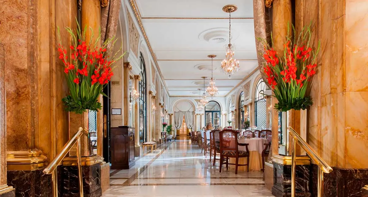 Отель Alvear Palace в Буэнос-Айресе