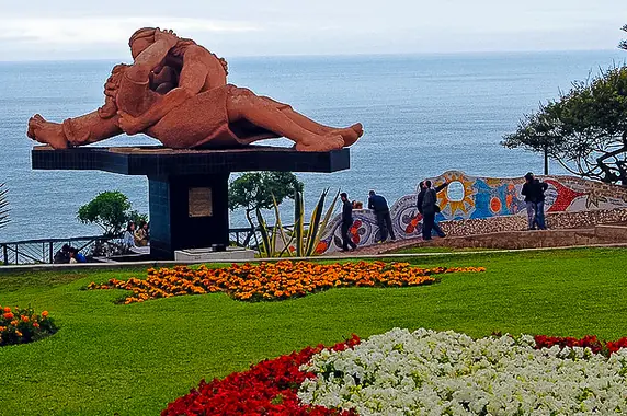 Парк Любви в Лиме