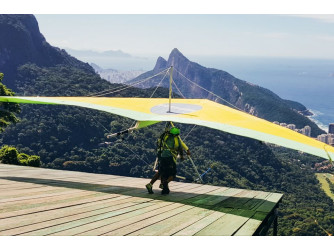 Полет на дельтаплане над Рио 