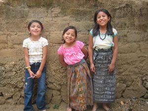 На фото: Сан-Педро-ла-Лагуна в Гватемале