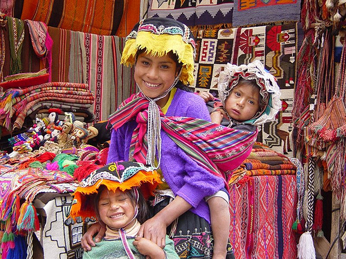 На фото: шопинг в Перу