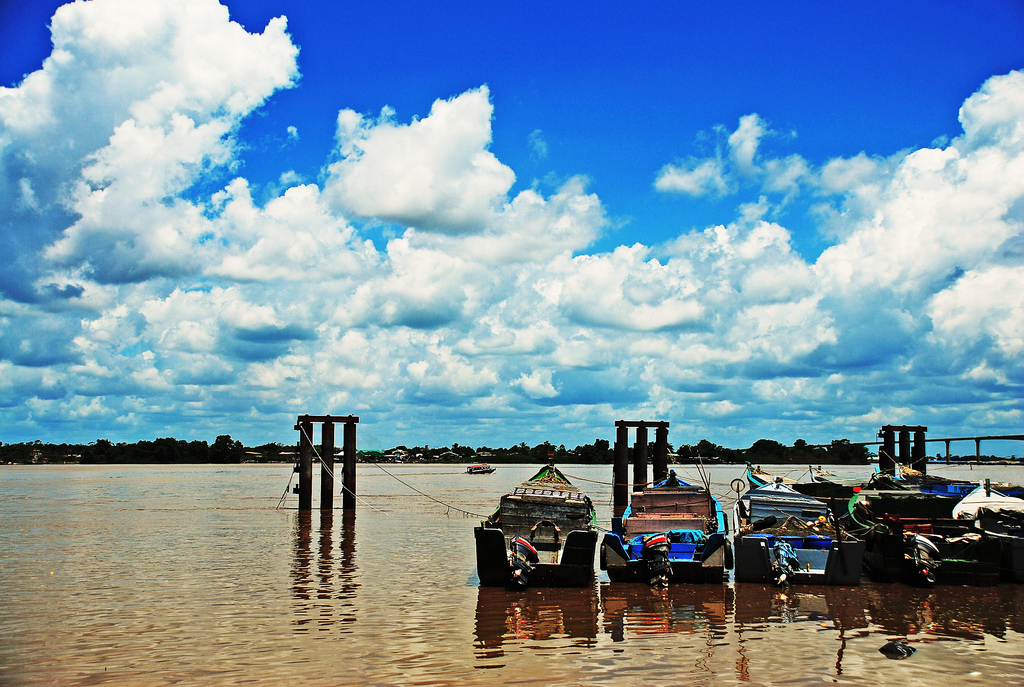 На фото: столица Суринама город Парамарибо