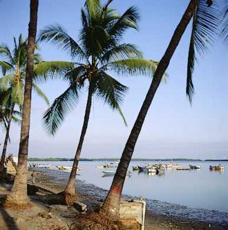 На фото: город Тумбес в Перу