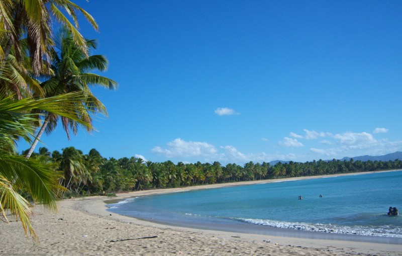 На фото: пляж Эсмеральда на острове Куба