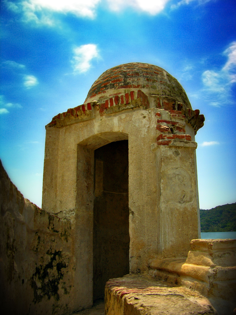 На фото: город Портобело в Панаме