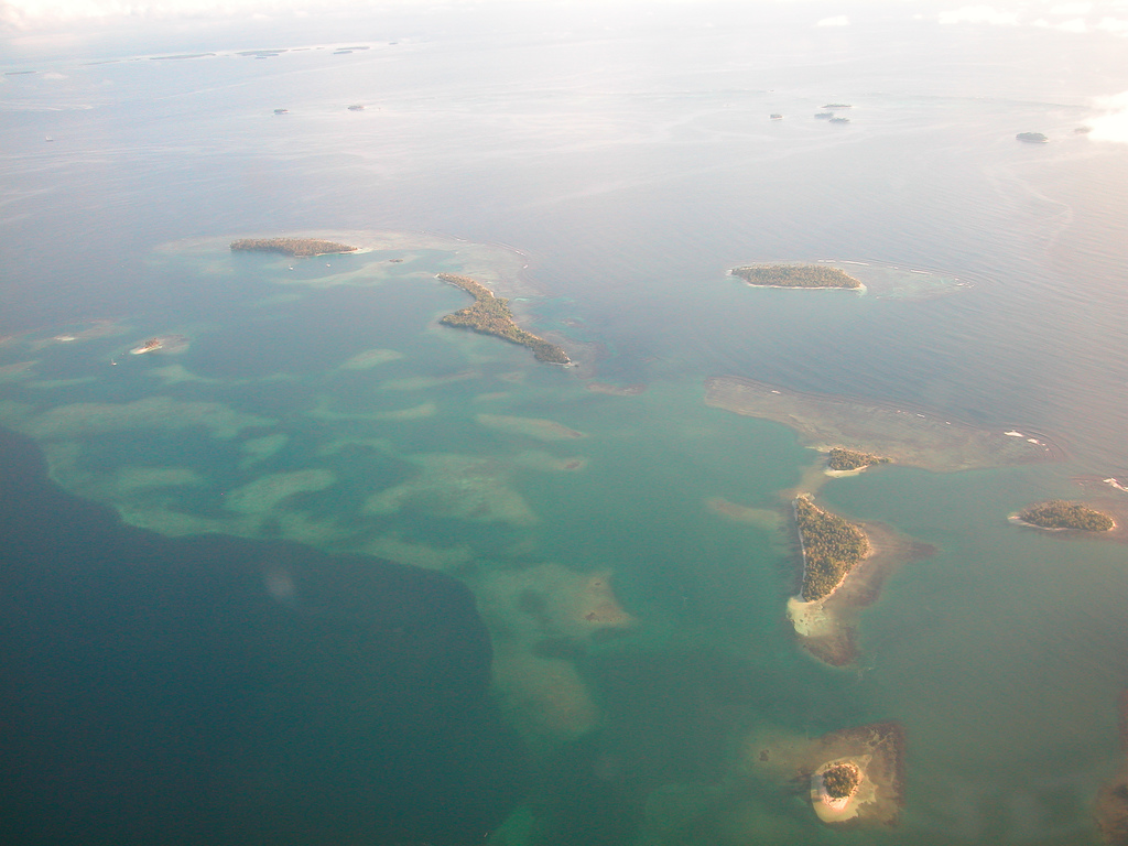 На фото: острова Сан-Блас в Панаме