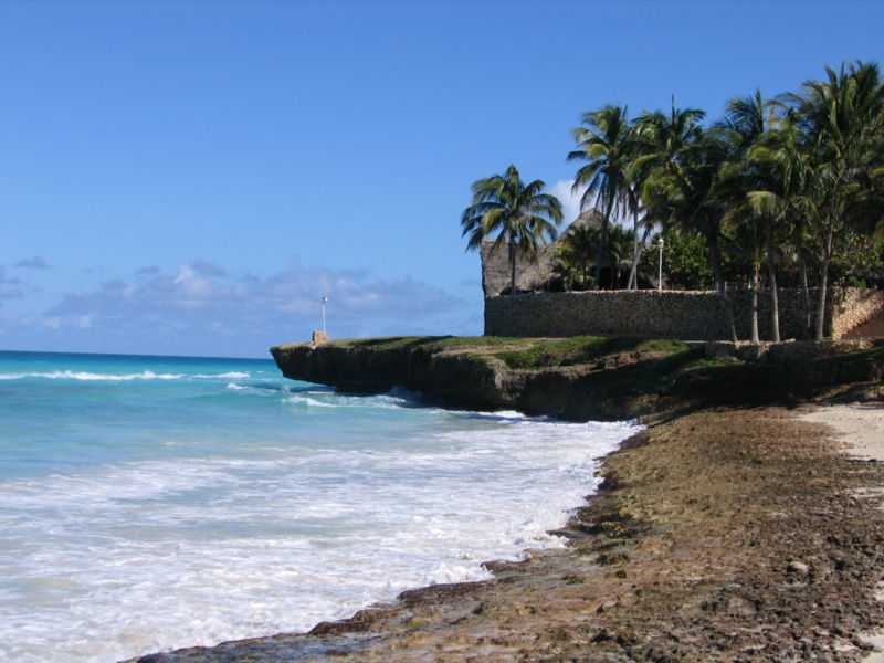 На фото: пляж Варадеро на острове Куба