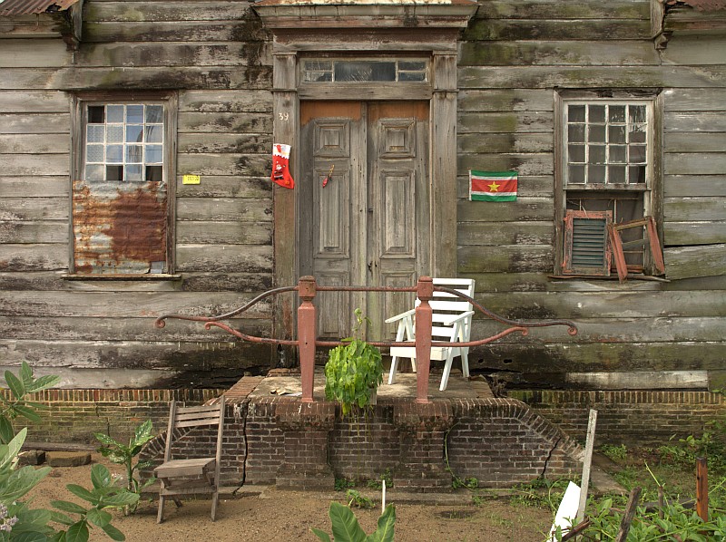 На фото: столица Суринама город Парамарибо