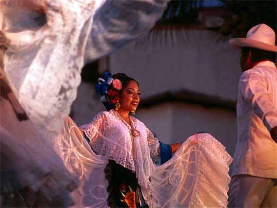 На фото: курорт Пуэрто Вальярта в Мексике