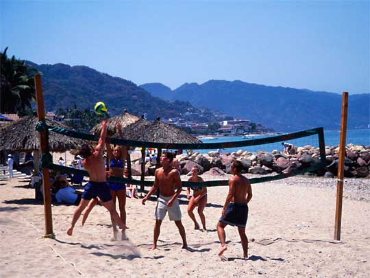 На фото: курорт Пуэрто Вальярта в Мексике