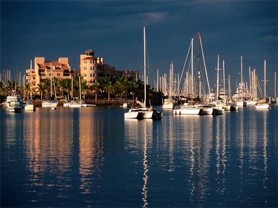 На фото: город Ла Пас в Мексике