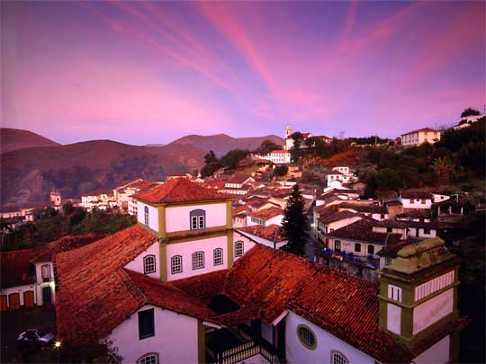 На фото: город Белу Оризонти в Бразилии