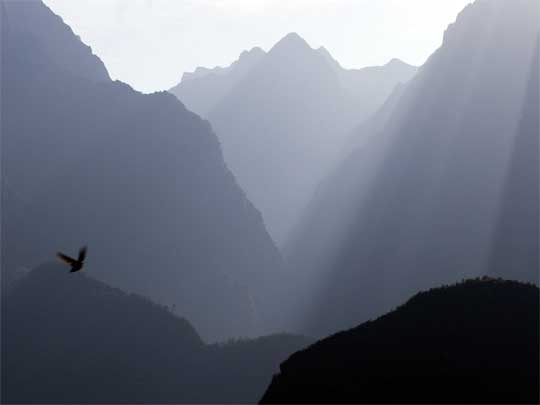 На фото: древний город инков Мачу-Пикчу в Перу