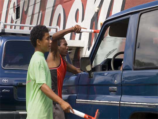 На фото: столица Никарагуа. город Манагуа