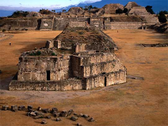 На фото: город Оахака в Мексике