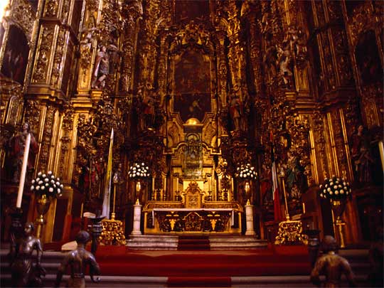 На фото: столица, город Мехико Сити в Мексике