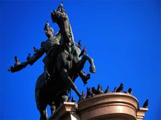 На фото: город Сан-Сальвадор в Эль-Сальвадоре