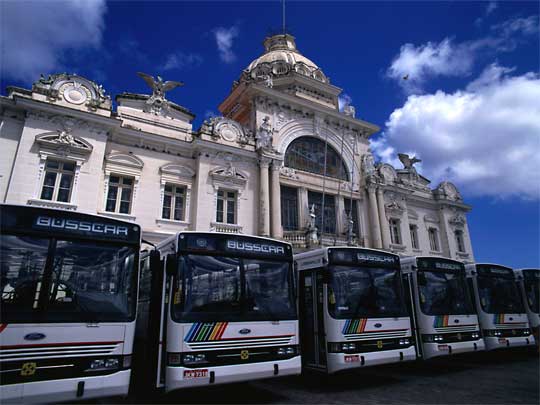 На фото: город Сальвадор де Баия в бразилии