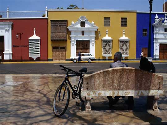 На фото: город Трухильо в Перу