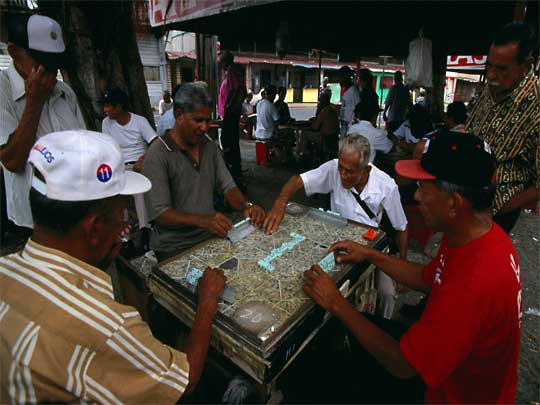 На фото: столица Панамы, город Панама-Сити