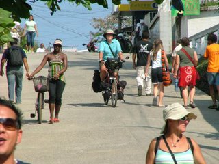 На фото: город Ливингстон в Гватемале