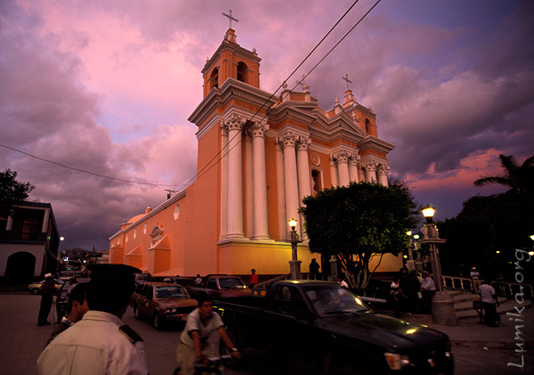 На фото: провинция Уэуэтенанго в Гватемале