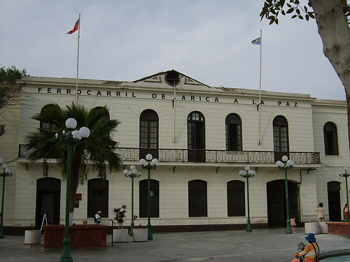 На фото: столица Сантьяго де Чили