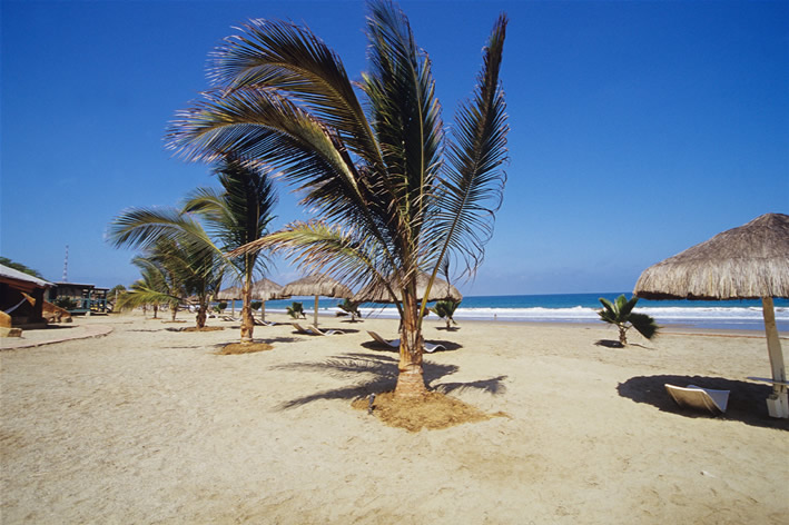 На фото: город Тумбес в Перу