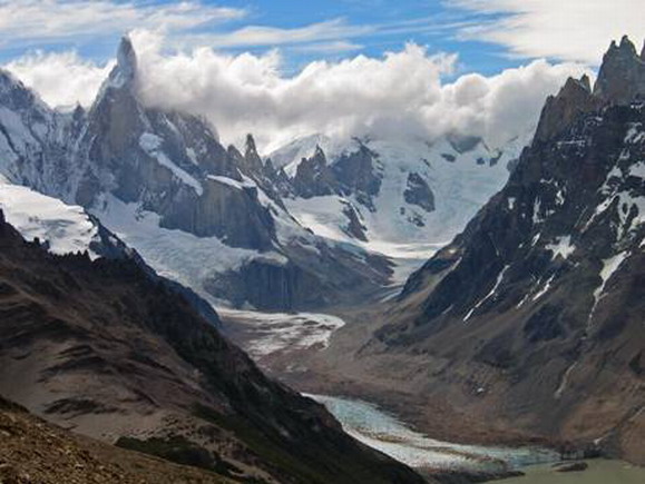 На фото: аргентинский курорт Барилоче в Патагонии