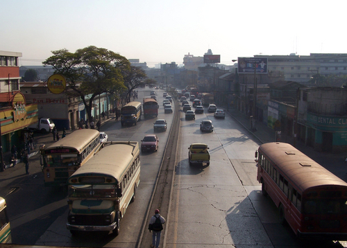 На фото: город Ливингстон в Гватемале
