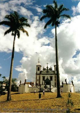 На фото: бразильский город Ору Прету