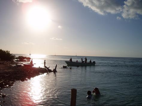 На фото: остров Кей Колкер в Белизе 