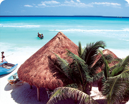 На фото: морской курорт Плайя-дель-Кармен в Мексике