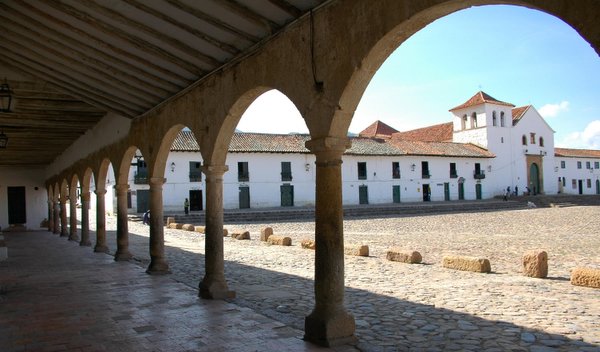 На фото: город Вилья-де-Лейва в Колумбии