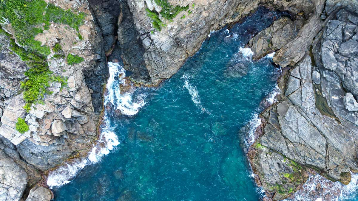 Курорт Бузиос в Бразилии на берегу океана